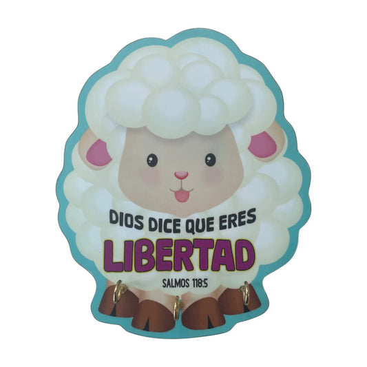 Porta llaves en forma de oveja con la inscripción Salmo 118:5