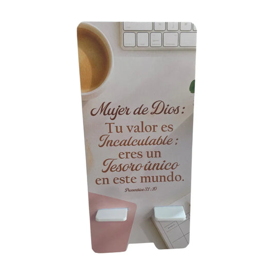 Porta celular con diseño Mujer de Dios y texto de Proverbios 21.10